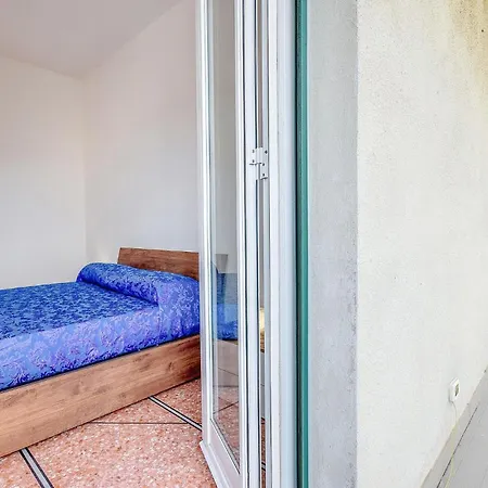 Apartment 3 Bedroom Gorgeous In Rapallo