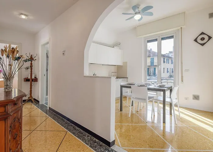 3 Bedroom Gorgeous In Apartman *