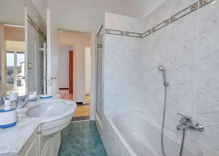 3 Bedroom Gorgeous In Apartman