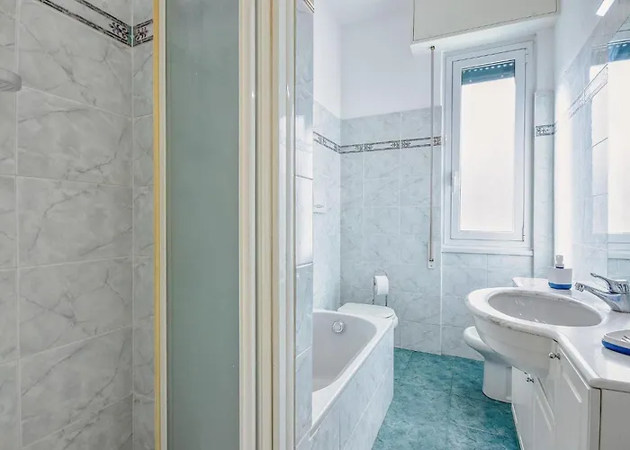 3 Bedroom Gorgeous In *